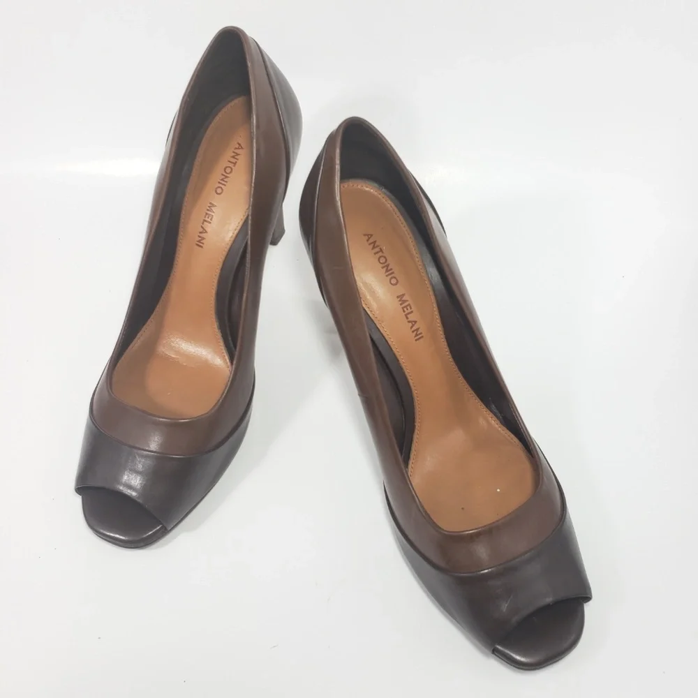 Antonio Melani Leather Peep Toe Heels, Size 9‎